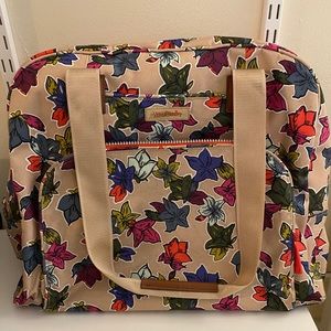 Vera Bradley large tote/duffel bag